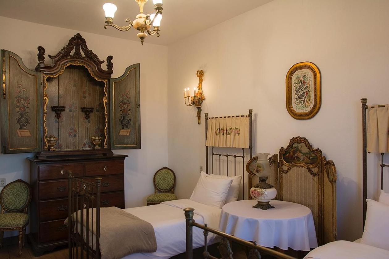 Hotel Vila Relicario Оро Прето Екстериор снимка
