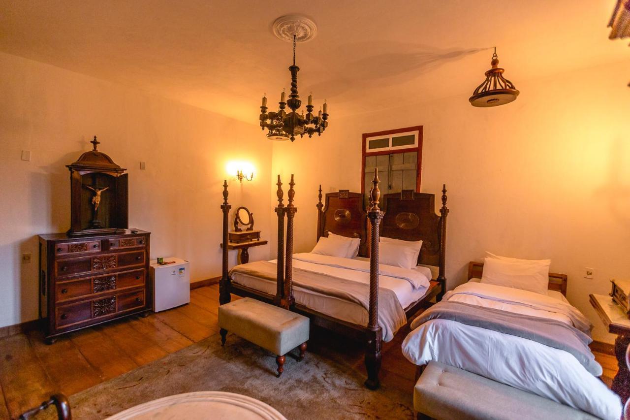 Hotel Vila Relicario Оро Прето Екстериор снимка