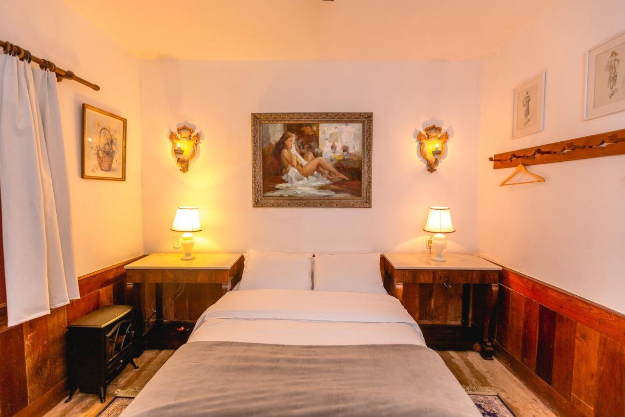 Hotel Vila Relicario Оро Прето Екстериор снимка